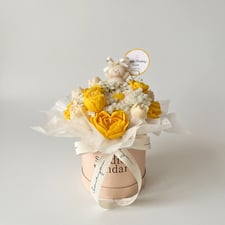 Yellow soy wax candle bouquet