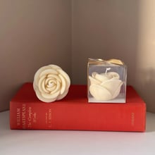 Wedding candle favors