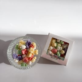 Soy wax melt gift set by Studio Nandar
